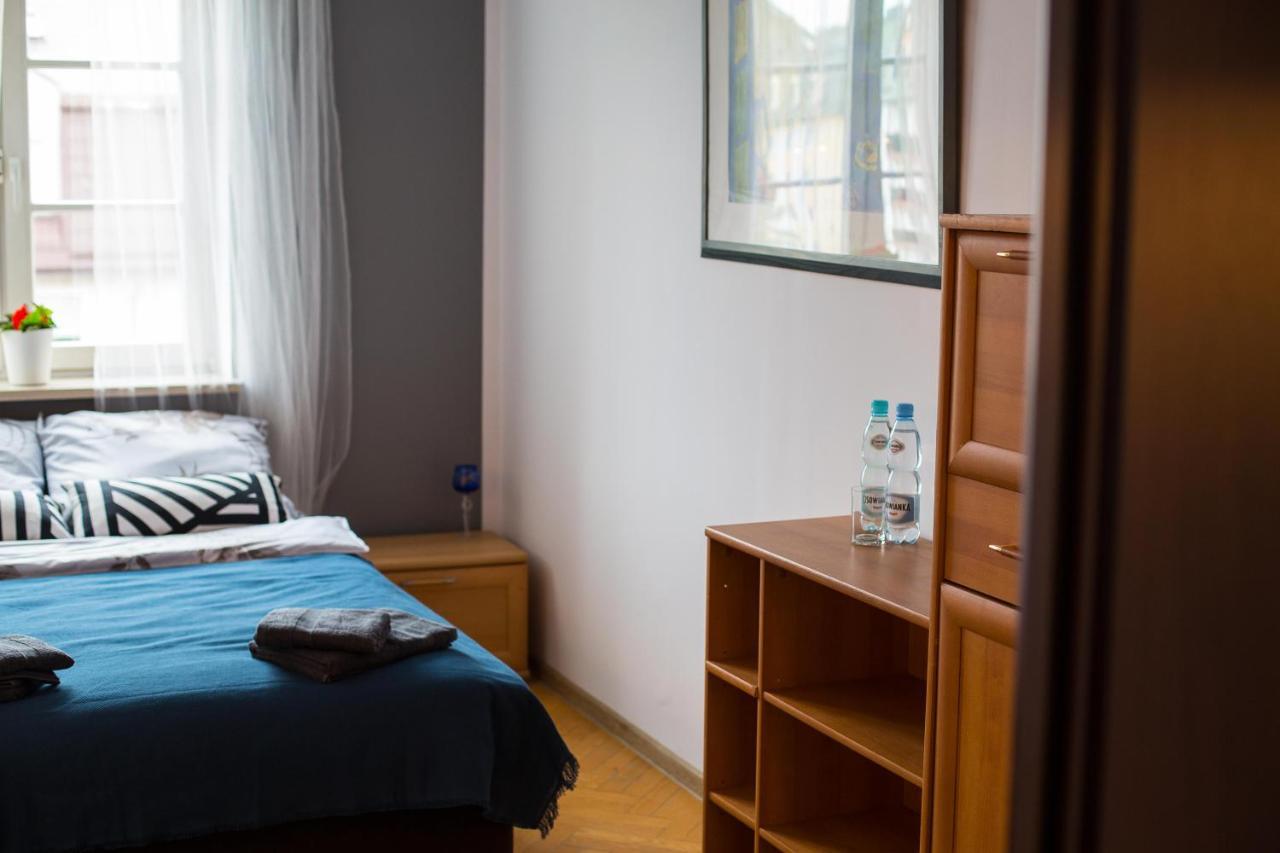 V Hostel Βαρσοβία Εξωτερικό φωτογραφία