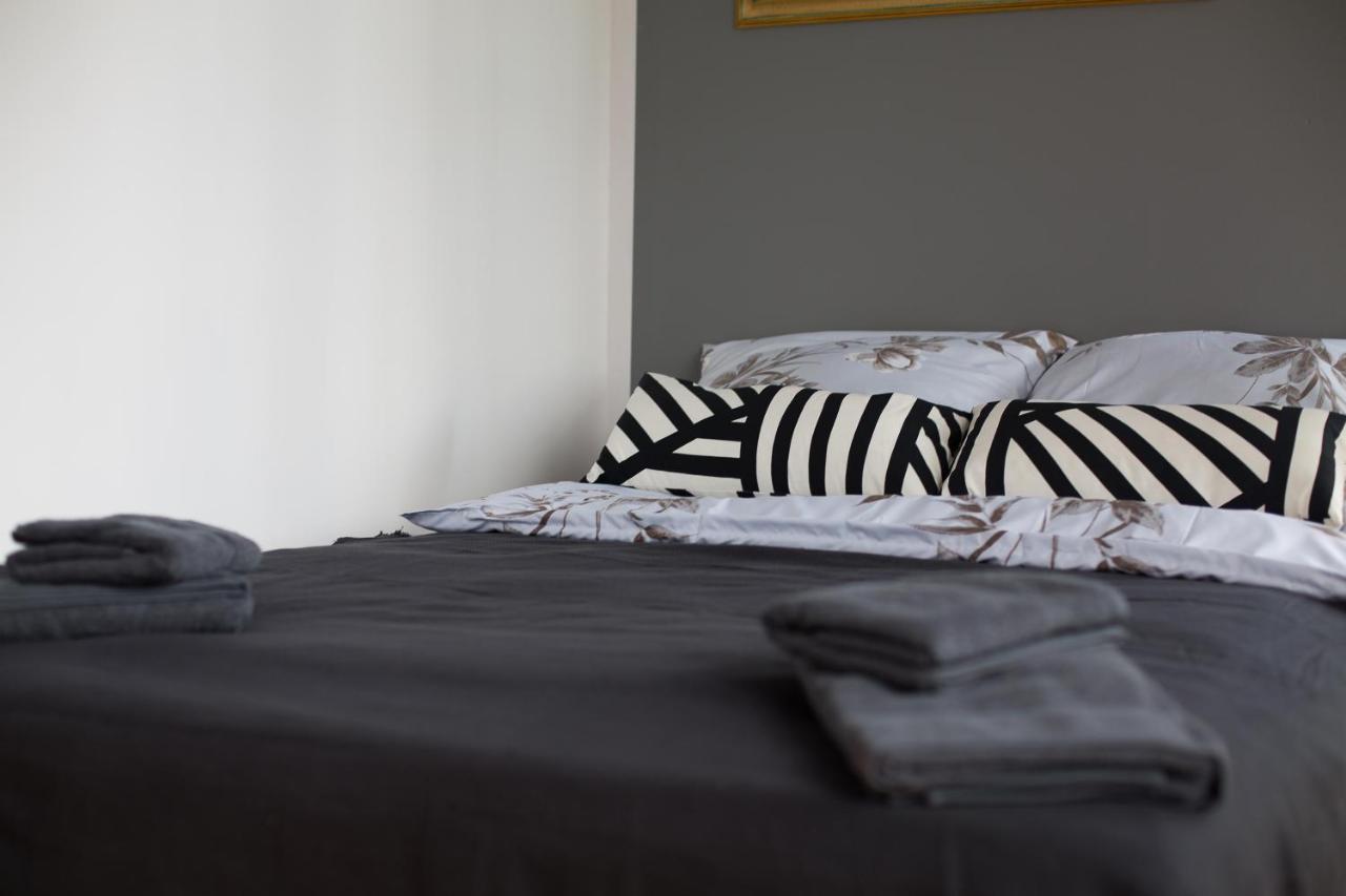 V Hostel Βαρσοβία Εξωτερικό φωτογραφία